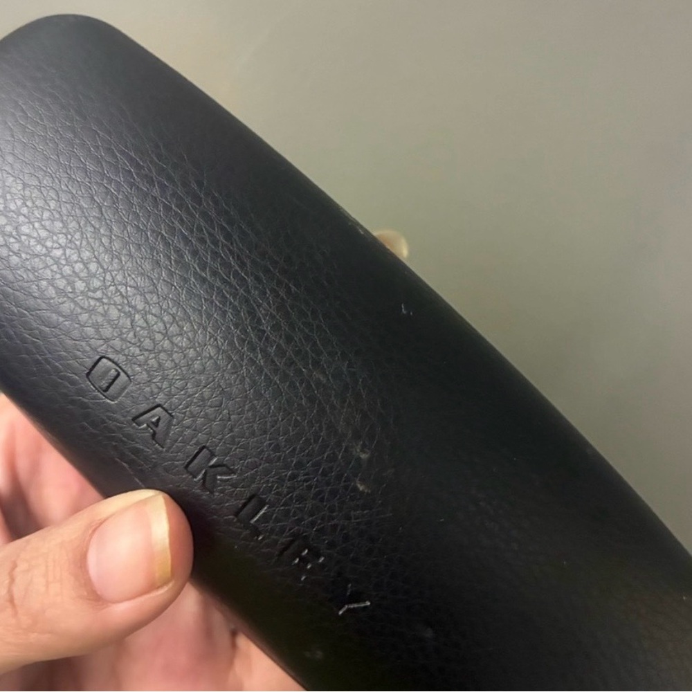 Oakley Textured Black Eyewear Case